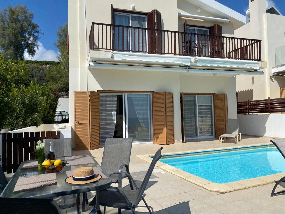 Amazing Front Line Villa In Coral Bay Пейя Экстерьер фото